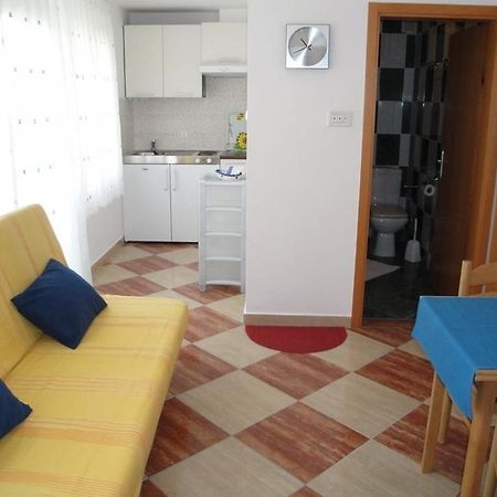 Akvarij - One Bedroom Baška Exteriér fotografie